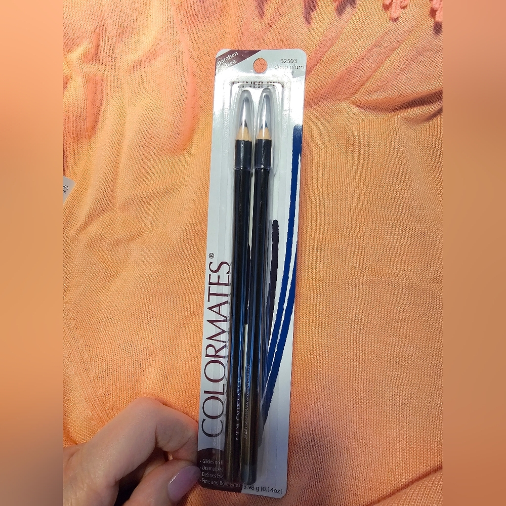 2/$20 COLORMATES Makeup Bundle - Picture 6 of 9